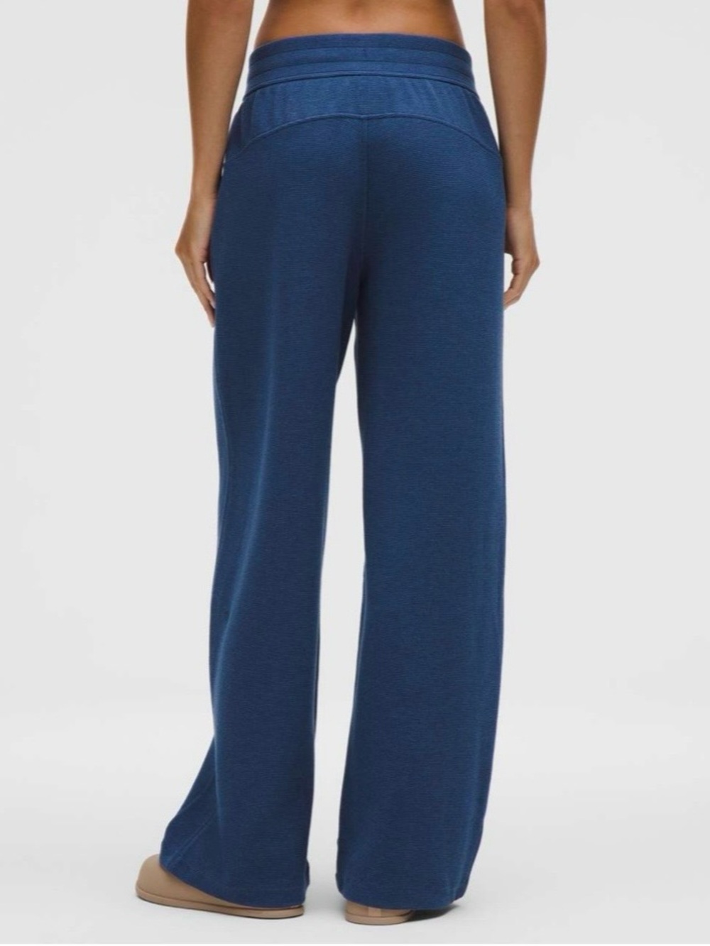 Lululemon Scuba Mid-Rise Wide-Leg Pant *Waffle - Picture 2 of 3